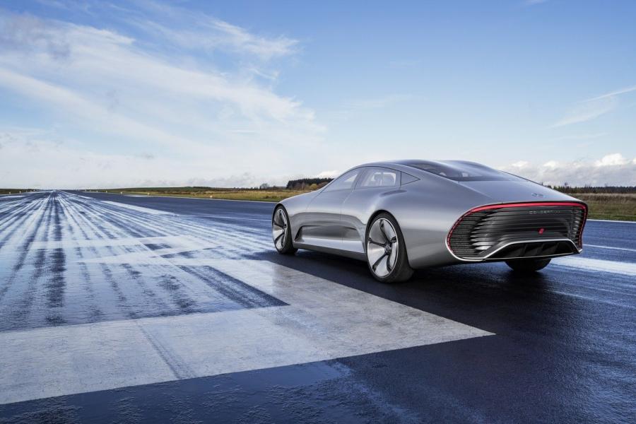  Mercedes-Benz Concept IAA 2015 года  (фото 39 из 55)